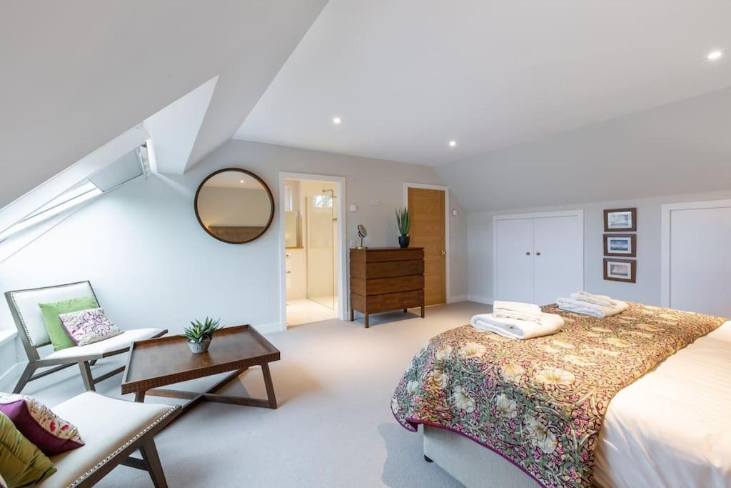 Greenmyre With Hot Tub Holiday home *