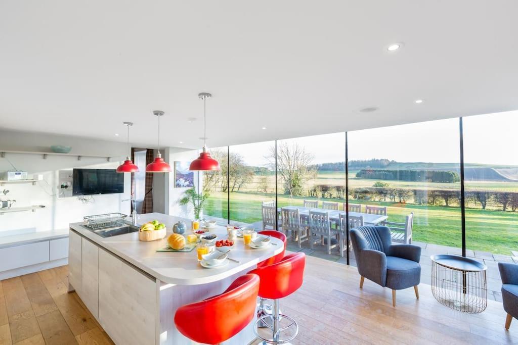 Greenmyre With Hot Tub Holiday home